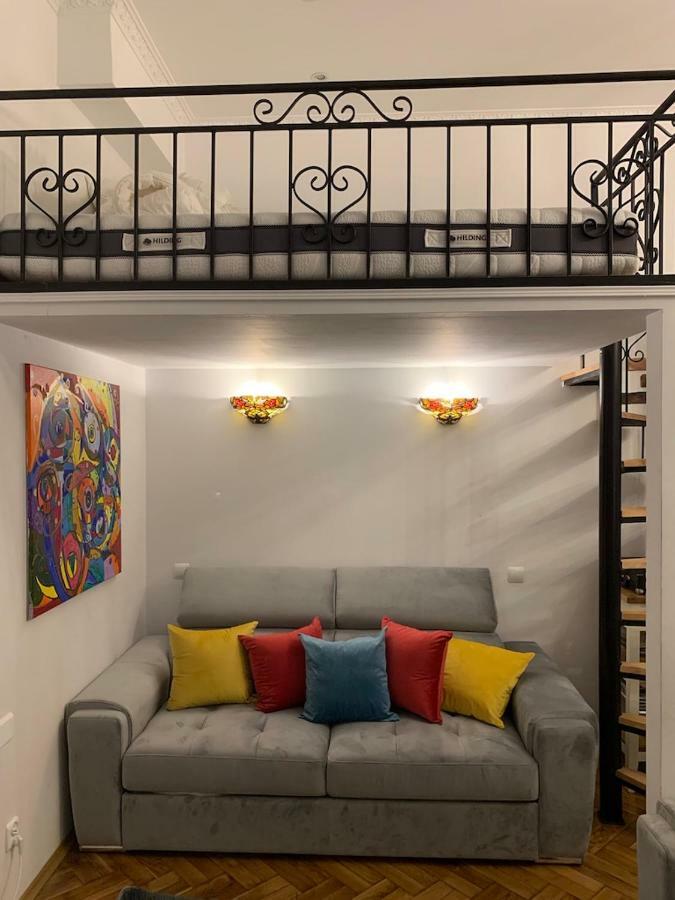 Charming Studio Apartment In The Heart Of The Jewish District! Krasków Εξωτερικό φωτογραφία